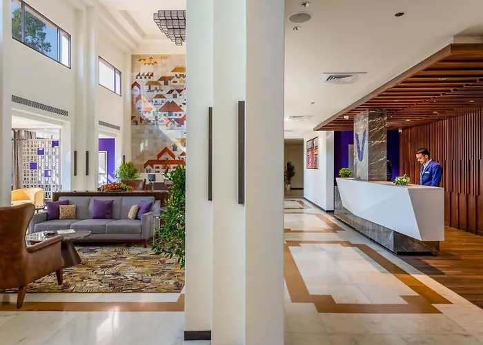 Vivanta Mangalore Oldport Road - Formerly Known As Taj Manjarun