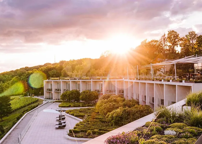 Royal Champagne Hotel&Spa