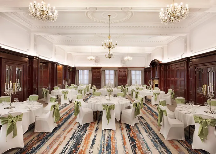 Leonardo Hotel Cardiff