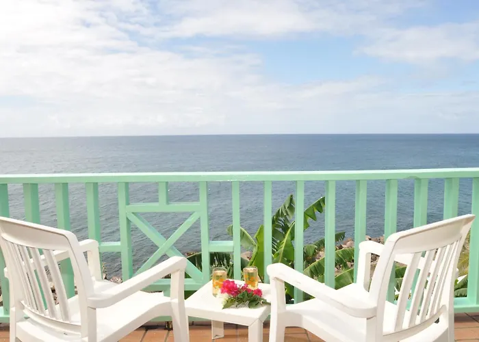 Bird Rock Beach Hotel