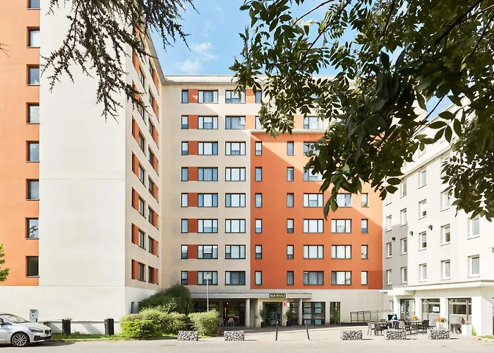 B&B HOTEL Vélizy Est