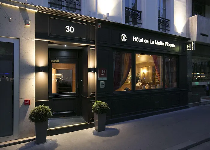 Hôtel de la Motte Picquet Paris