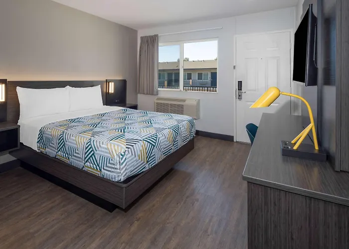 Motel 6-Fontana, Ca