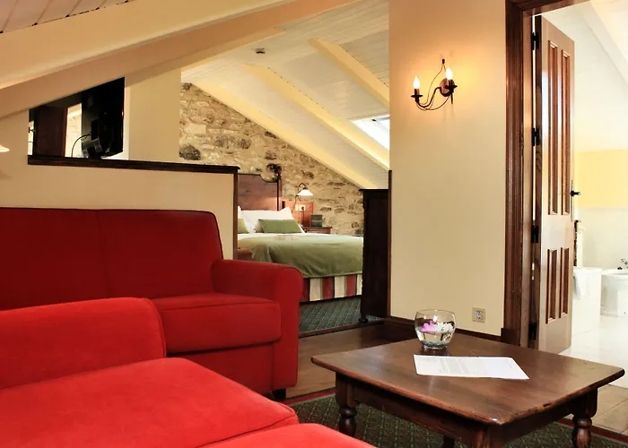 Hotel Virxe Da Cerca By Pousadas De Compostela