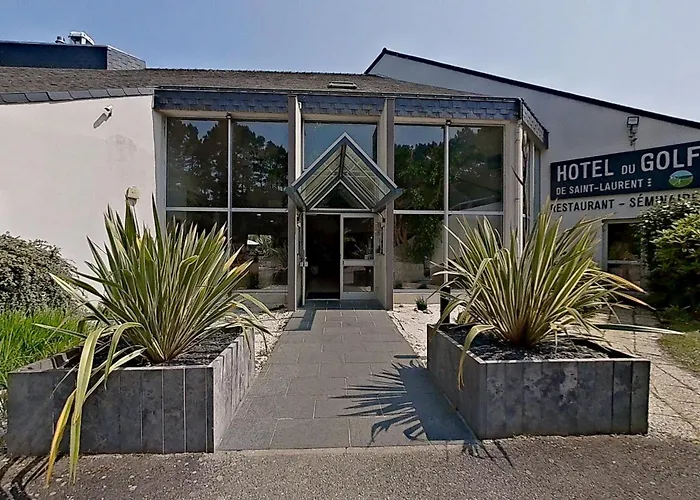 Hôtel du Golf Saint-Laurent,The Originals Relais