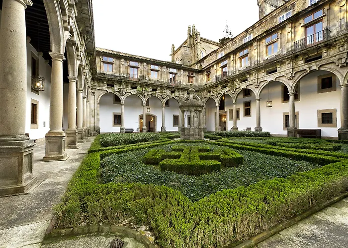 Parador De Santiago - Hostal Reis Catolicos
