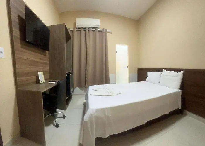 Hotel Pinheiro