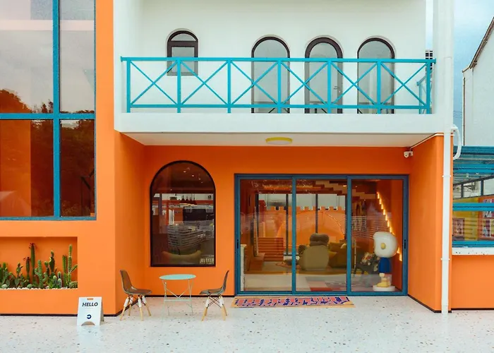Mr. Gao And Ms. Feng'S Original Homestay