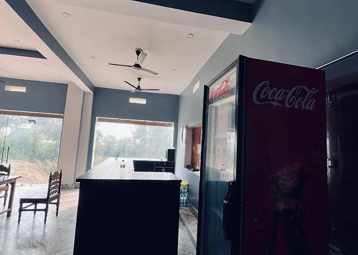 Hotel Aman Residency & Restaurant