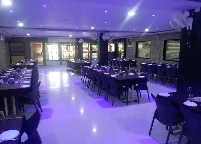 Hotel Radha Krishna