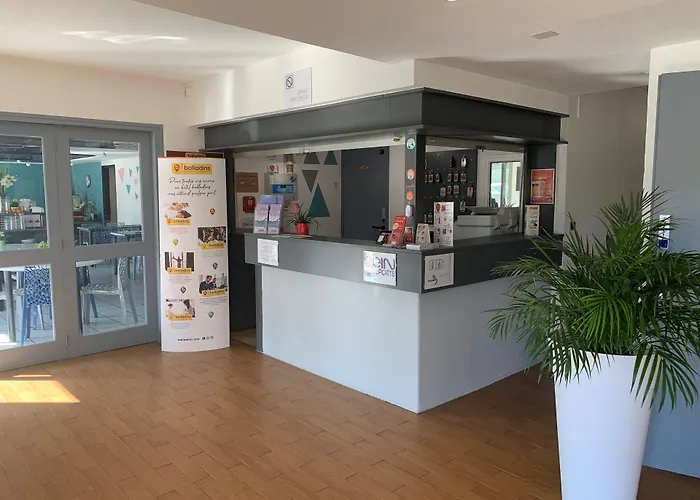 Brit Hotel Essentiel Tours Sud
