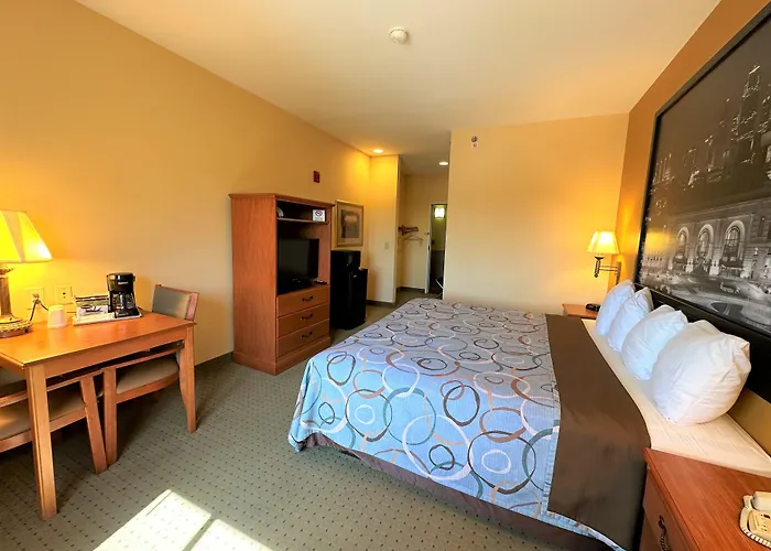 Super 8 By Wyndham Topeka At Forbes Landing