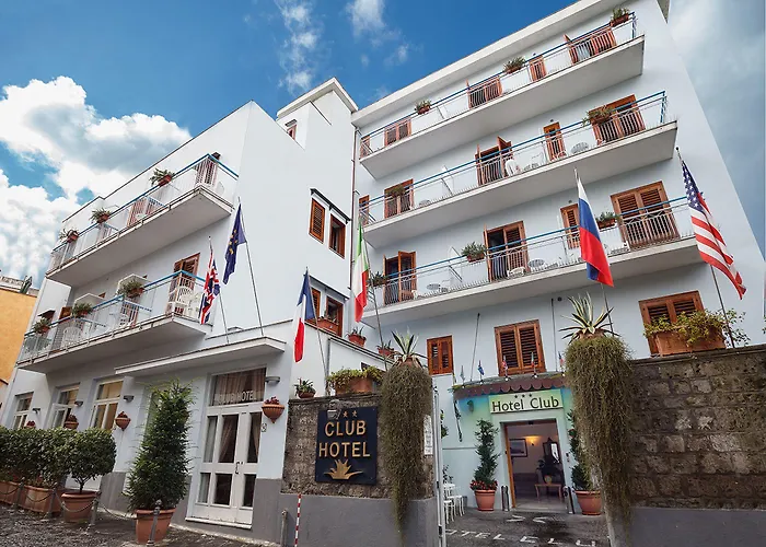Hotel Club (Adults Only)