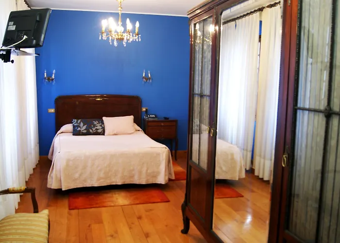 Casa España