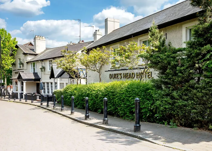 Dukes Head Hotel