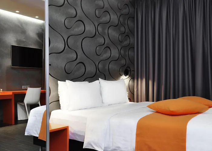 Amazon Hotel