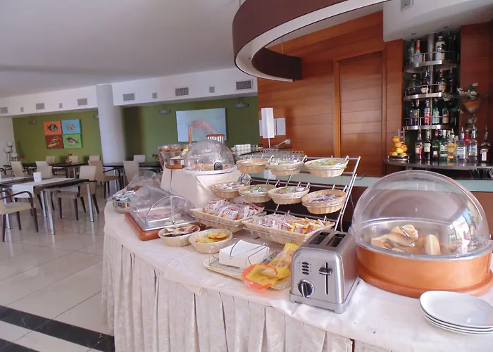 Palm Beach Hotel