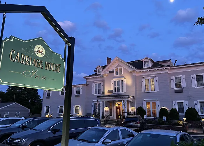 The Carriage House Inn Newport