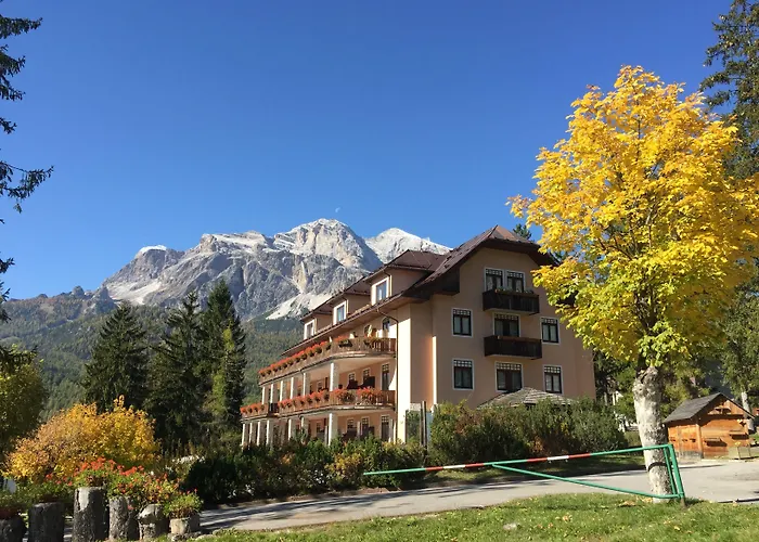 Boutique Hotel Villa Blu Cortina D'Ampezzo