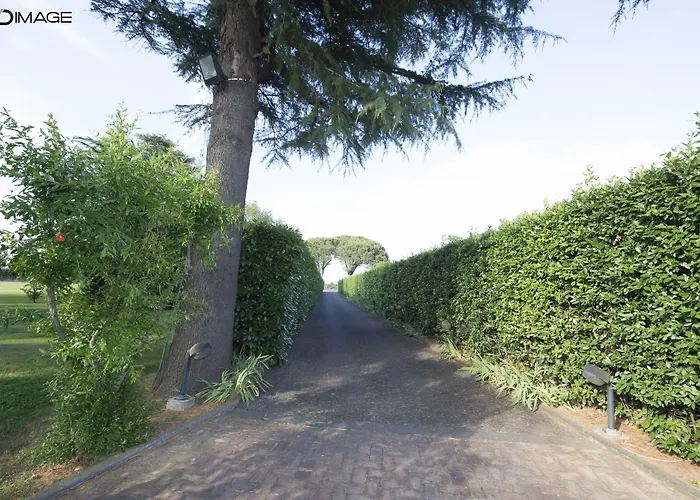 Antico Borgo Di Sutri