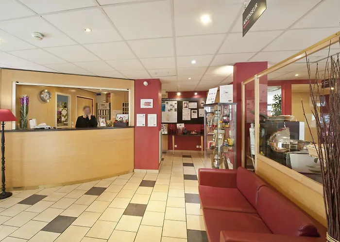 Hotel Cerise Chatou