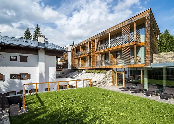 Hotel Lajadira & Spa