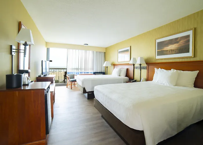 The Oceanfront Inn - Virginia Beach