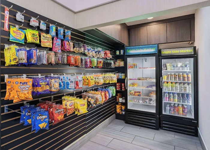 La Quinta Inn & Suites By Wyndham Norfolk