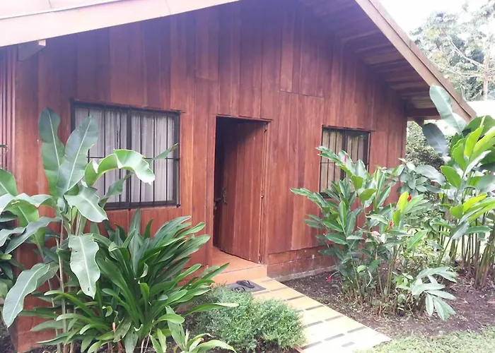 Cabinas La Catarata