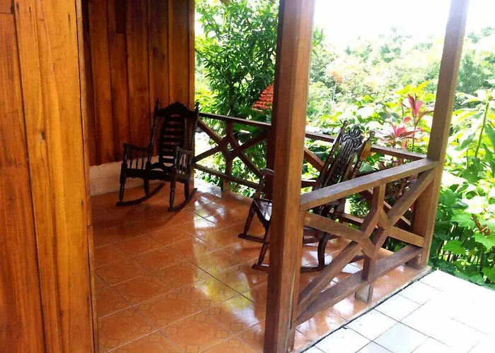 Cabinas La Catarata