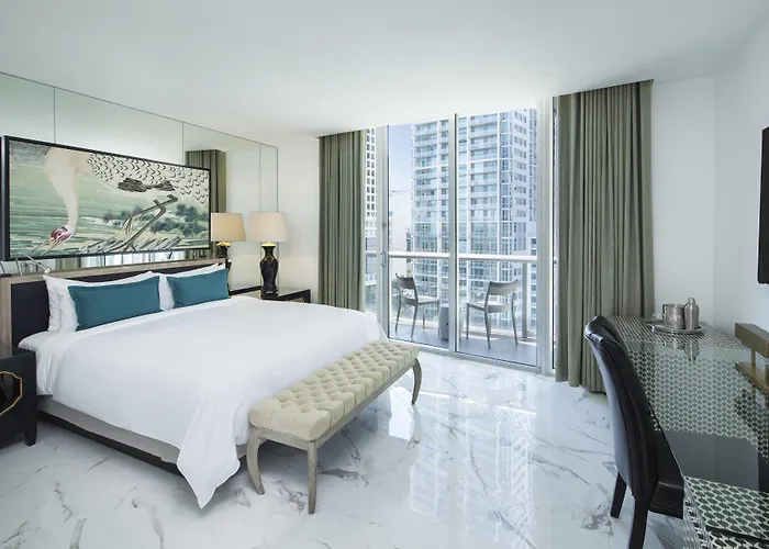 W Miami