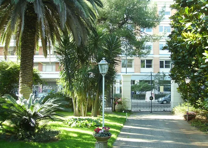 ANTICA VILLA La Viola, Suite with private pool