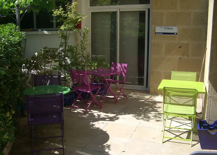 Logis Hotel du Midi