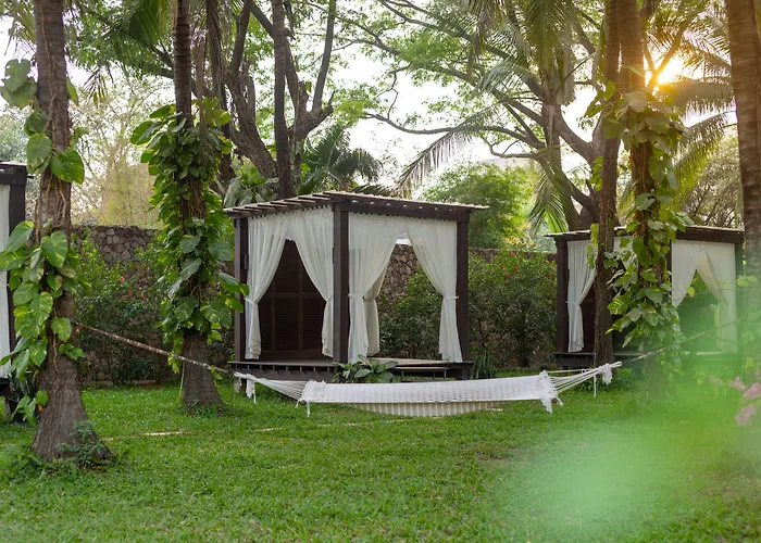 Lotus Blanc Resort