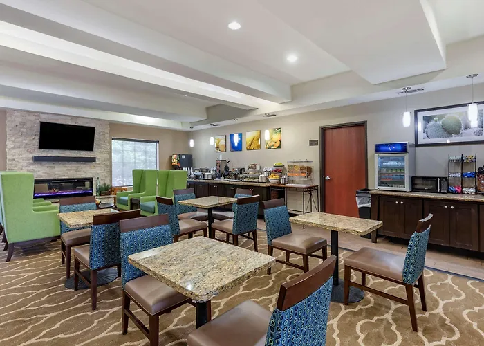 Comfort Inn & Suites Paris