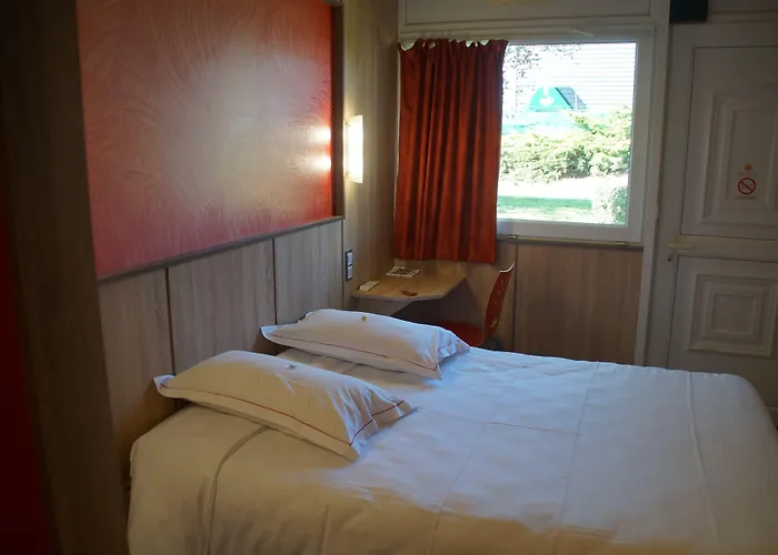 The Originals Access Aéroport, Hôtel Aurillac