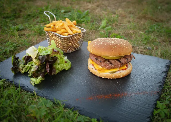Hotel Inn Design & Restaurant Bourges