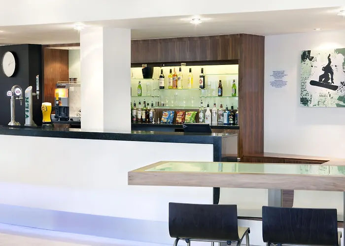 Holiday Inn Express Tamworth By Ihg