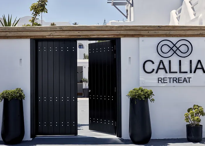 Callia Retreat Suites - Adults Only Fira 