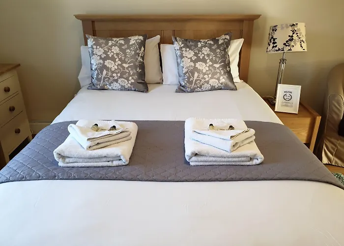 Oyo Lina Guest House