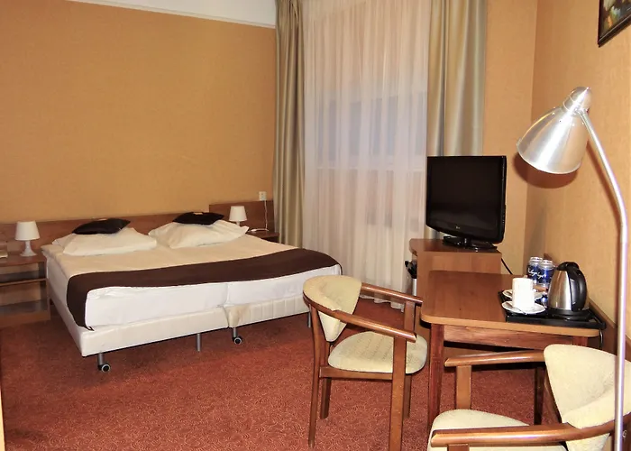 Grot Hotel