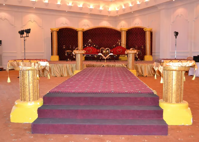 Hamdan Plaza Hotel Salalah, An Htg Hotel