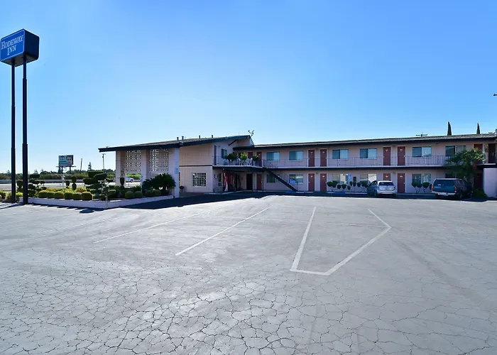 Rodeway Inn Near University-Gateway To Yosemite Merced