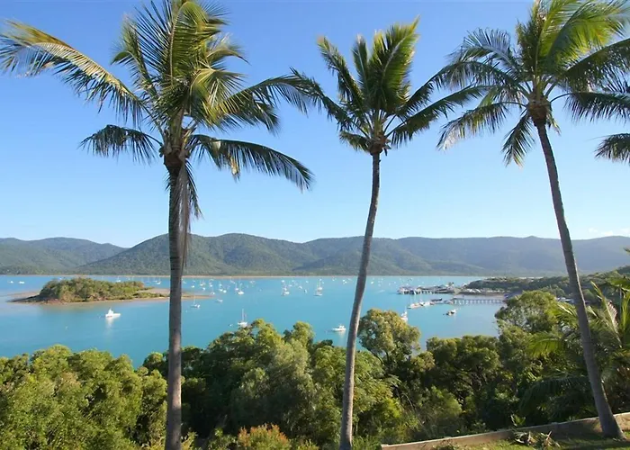 Coral Point Lodge