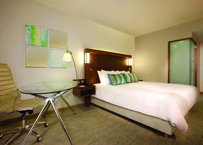 Courtyard By Marriott Aberdeen Airport
