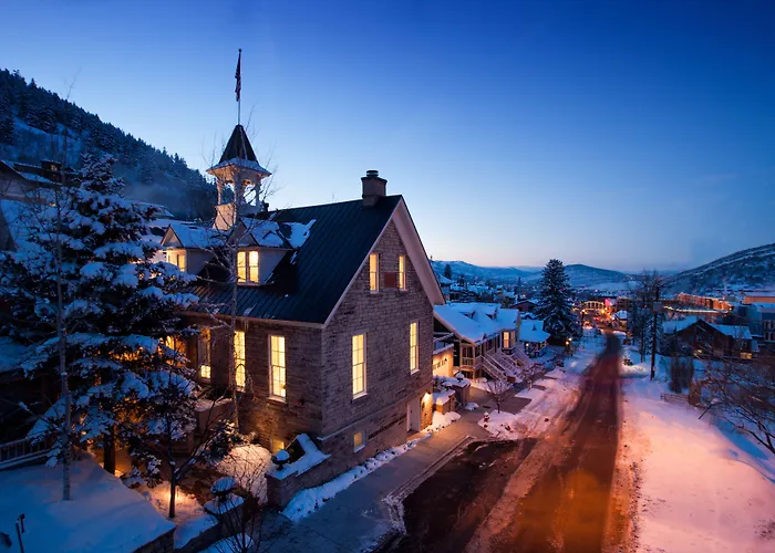 Washington School House Hotel