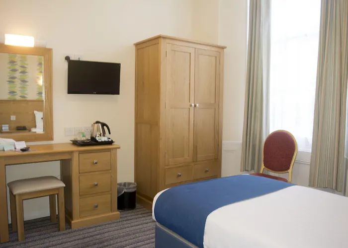 Tlh Carlton Hotel - Tlh Leisure, Entertainment And Spa Resort