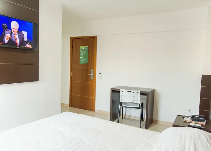 Clh Suites Foz Do Iguacu