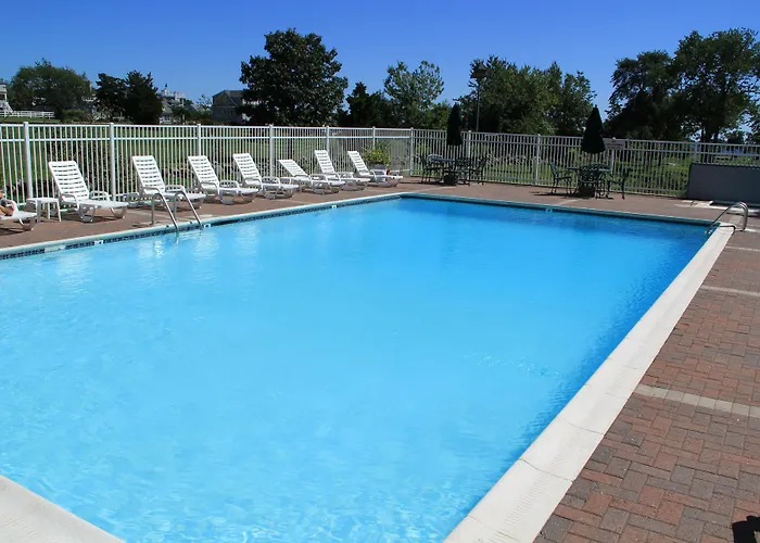 Winnapaug Inn