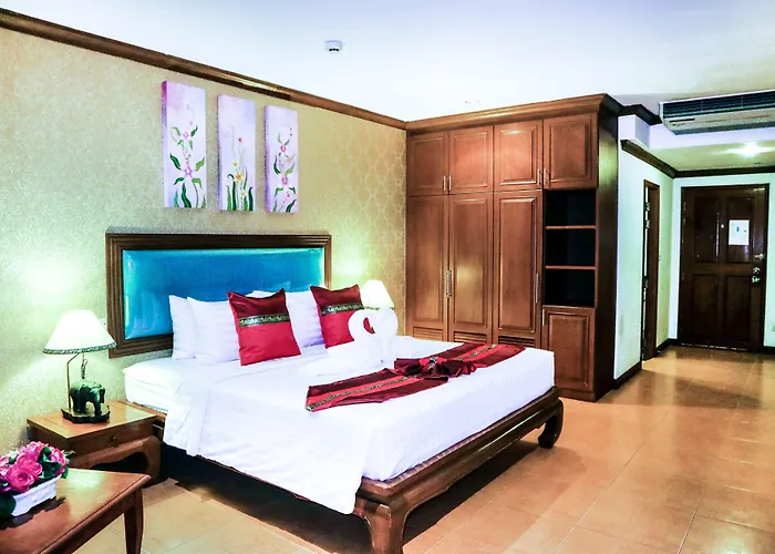 Aiyaree Place Hotel Sha Plus